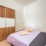 Marinus Apartamento *