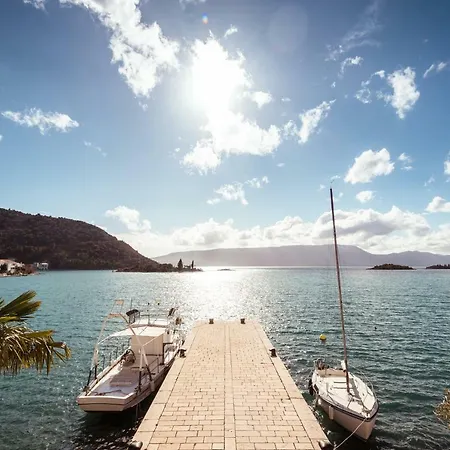 Marinus Apartament Blace