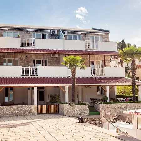 Apartment Marinus