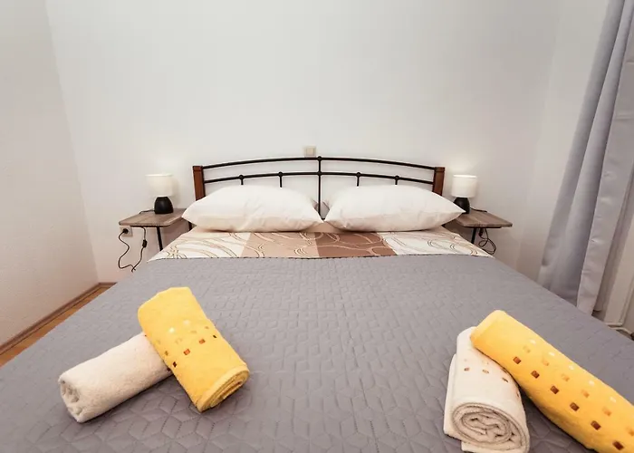 Marinus Apartment Blace